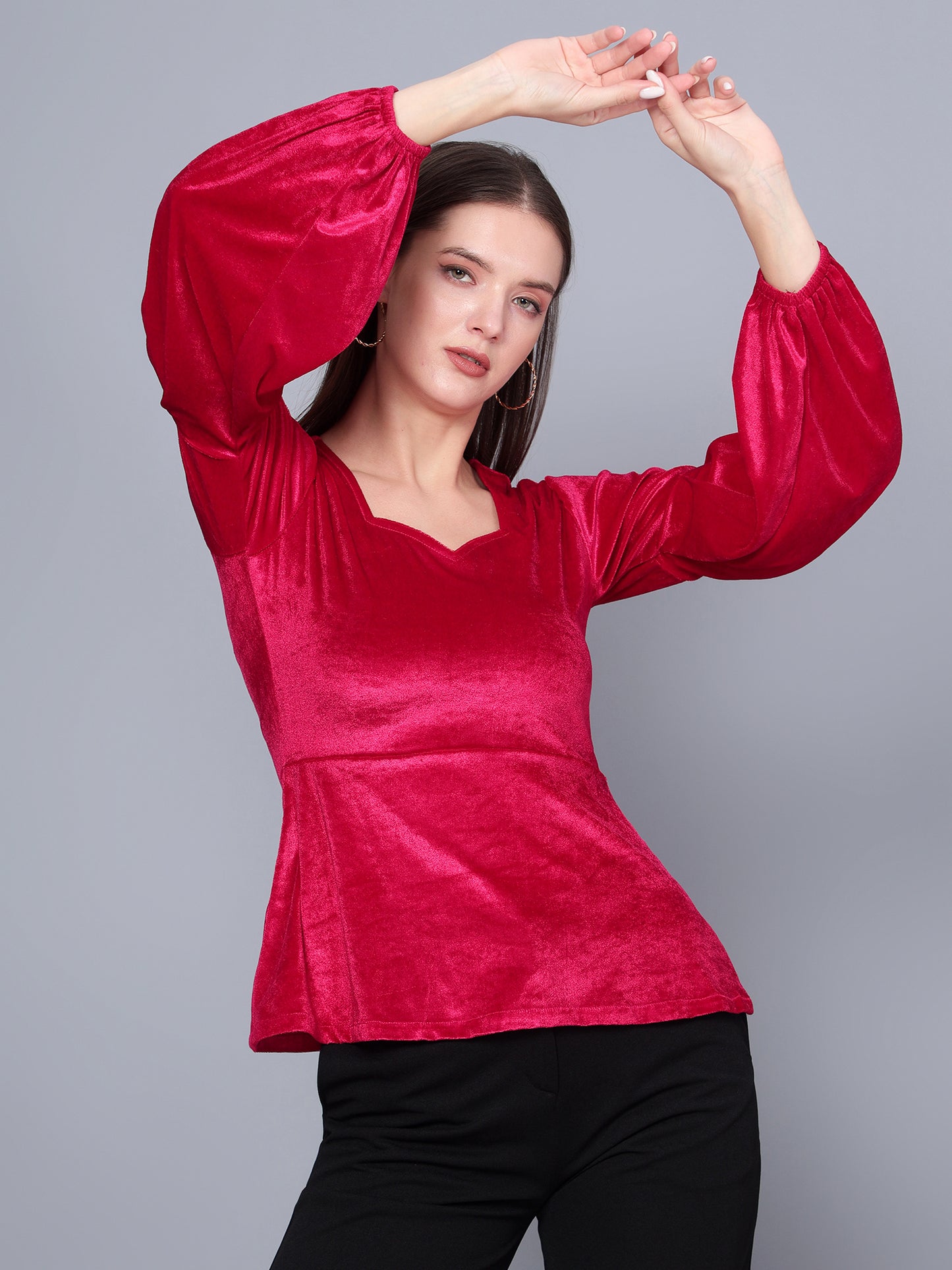 Golden Kite Black Women Solid Sweetheart Neck Bishop Sleeves Velvet Top