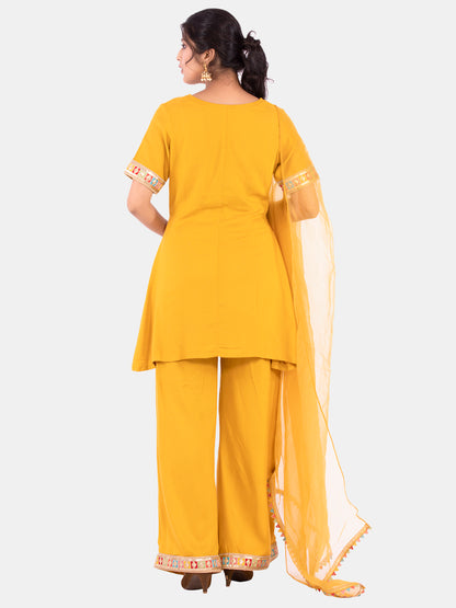 Golden kite Women's Rayon Solid Key Hole Neck Full Length Kurti Palazao and Dupatta Set With Embellished Lace Detail