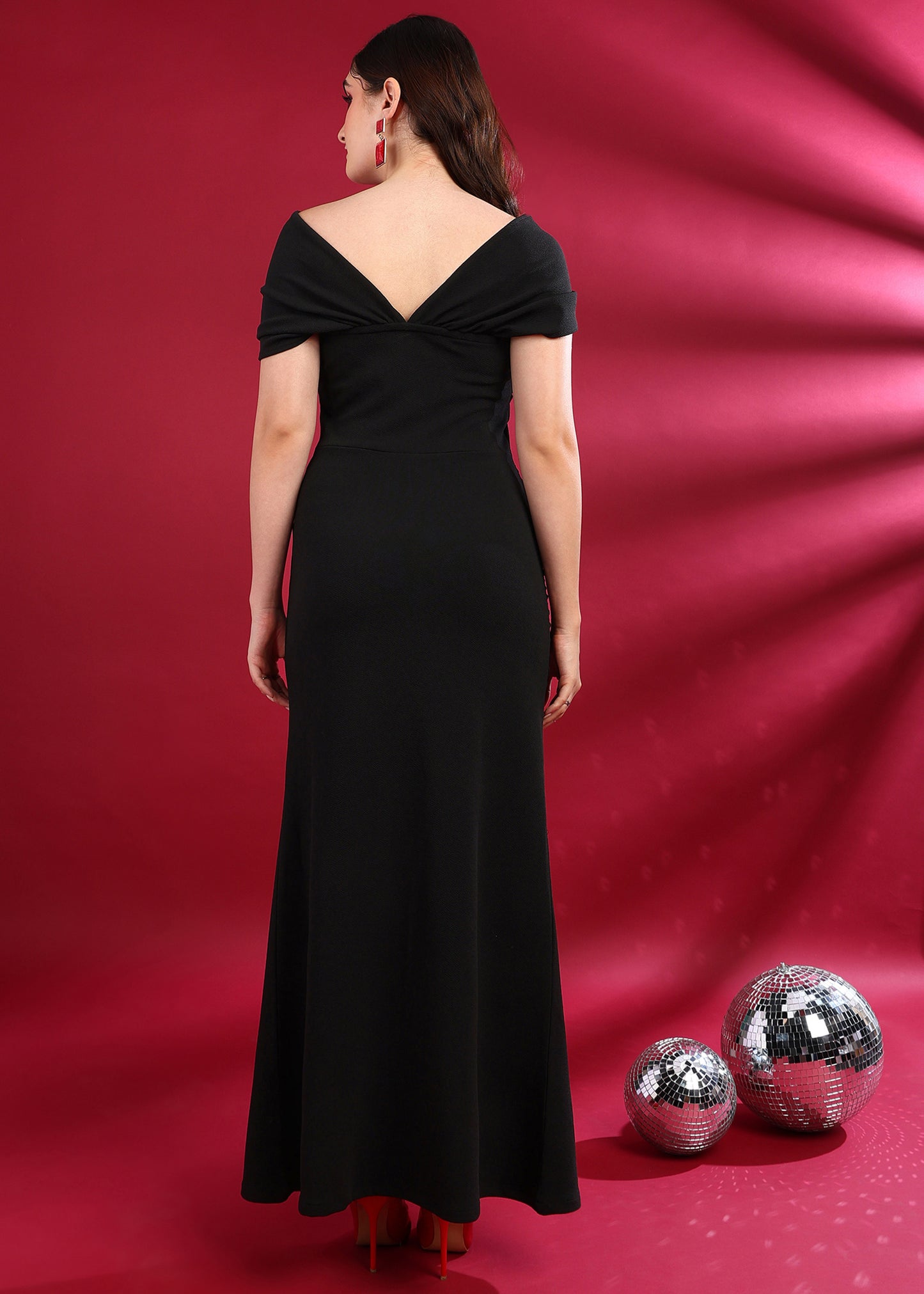 Golden Kite Chic Off-Shoulder Maxi-Length Party Wear Dress