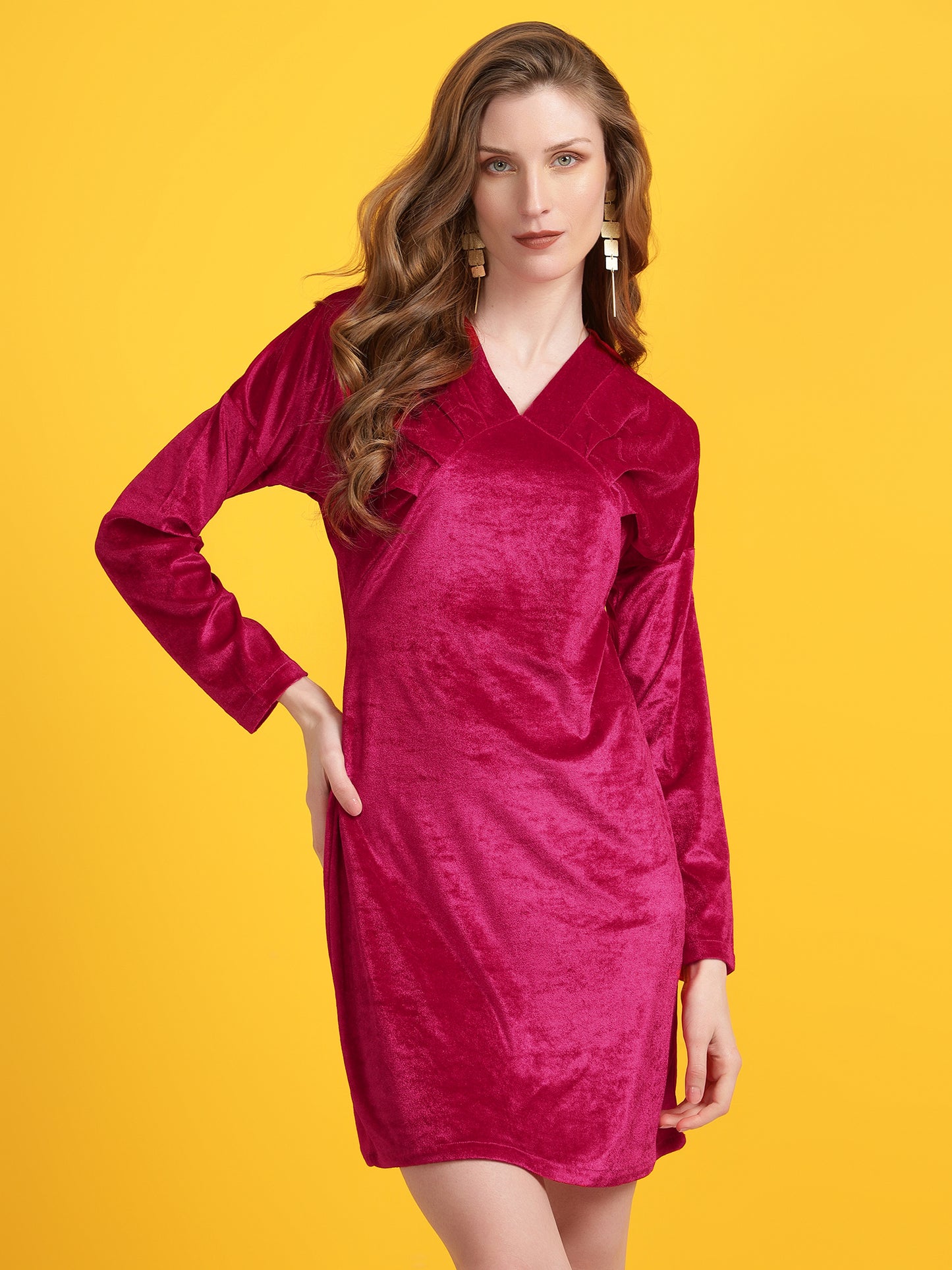 Golden Kite Fuchsia Solid Velvet Bodycon Midi Dress