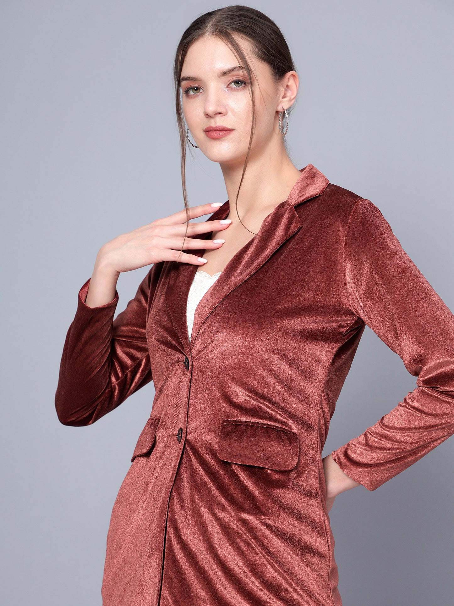 Golden Kite Black Solid Women Single-Breasted Velvet Blazer .