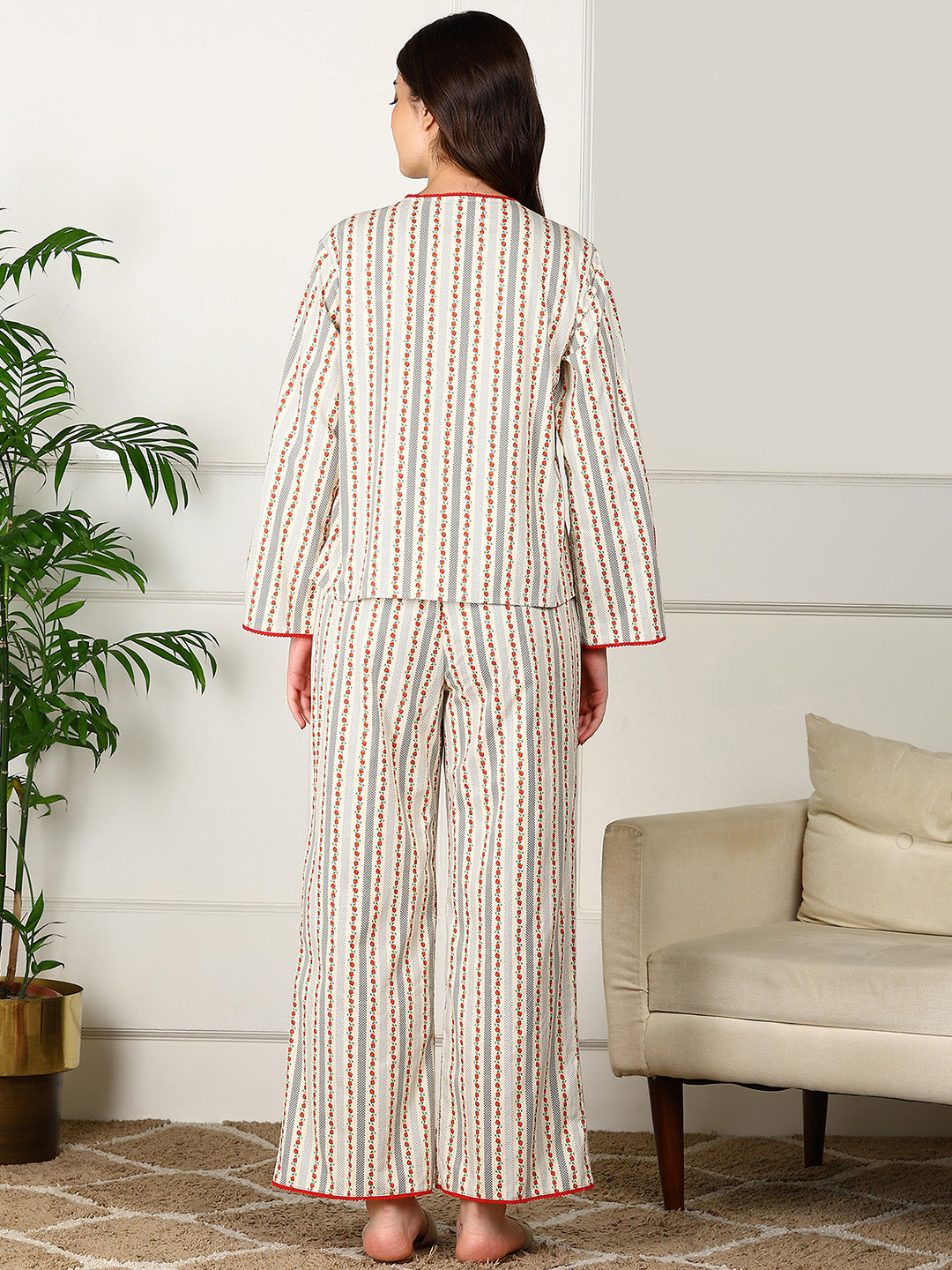 Golden Kite Women’s Cotton Heart Printed Night Suit with Contrast Piping Notch Collar, Piping & Pocket