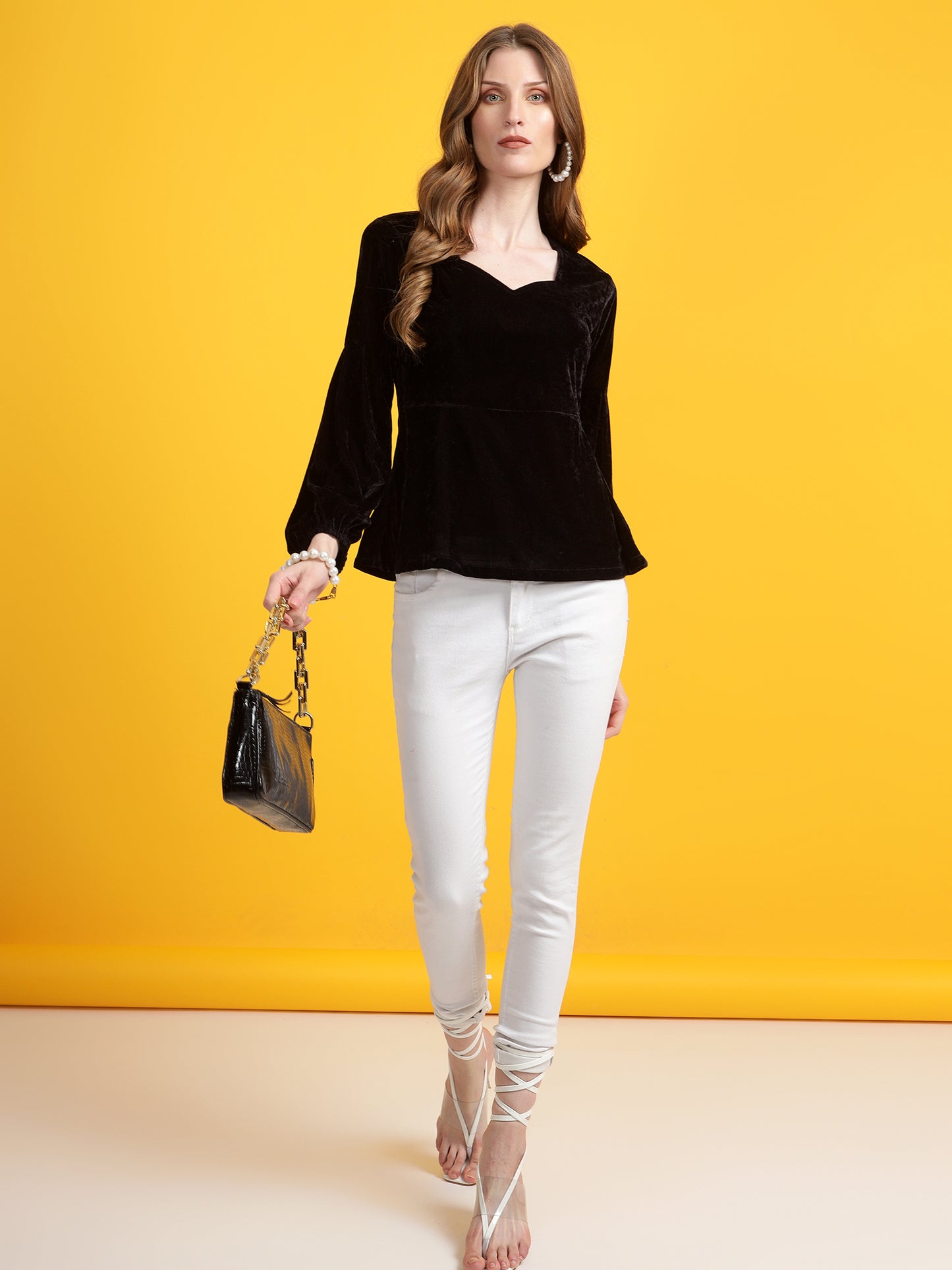 Golden Kite Black Women Solid Sweetheart Neck Bishop Sleeves Velvet Top