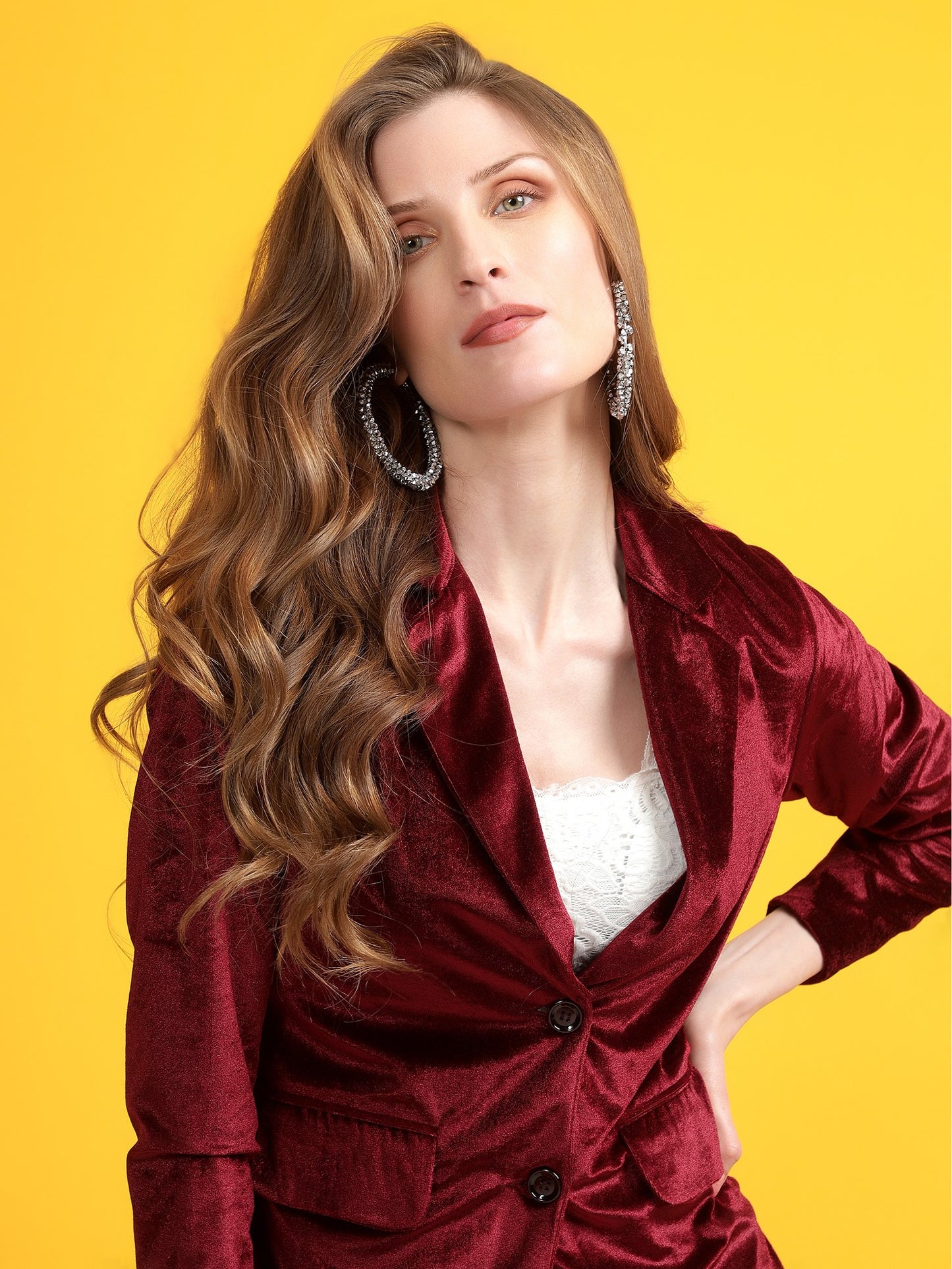 Golden Kite Black Solid Women Single-Breasted Velvet Blazer .