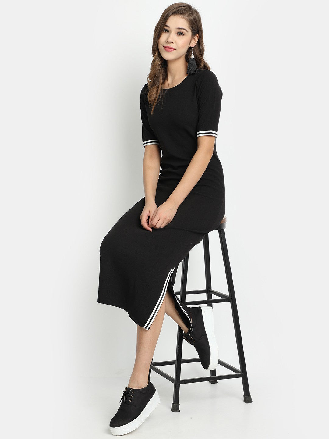 Golden Kite Round-Neck Bodycon Midi Dress